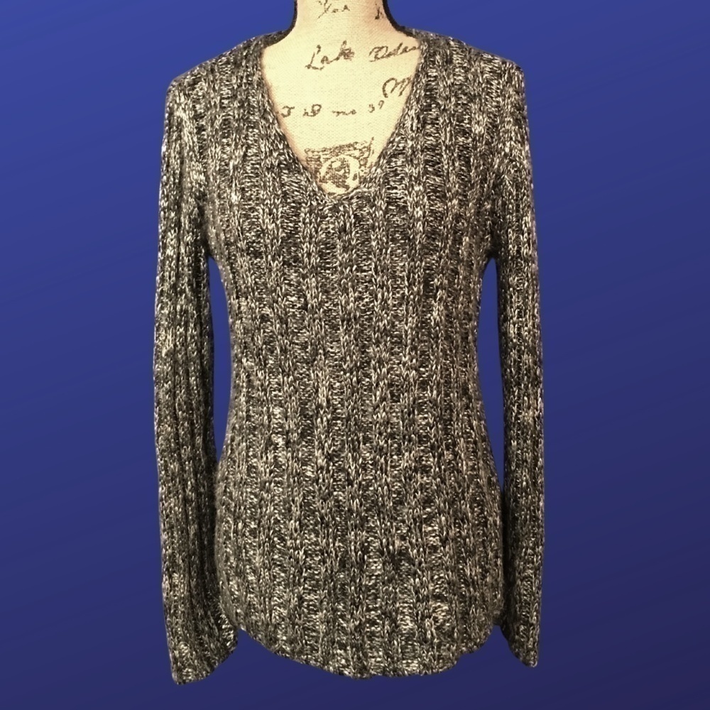 CHICO’S Pullover Knit “Fuzzy” V-Neck Sweater, BLACK/WHITE, Chico’s Size 2, EUC